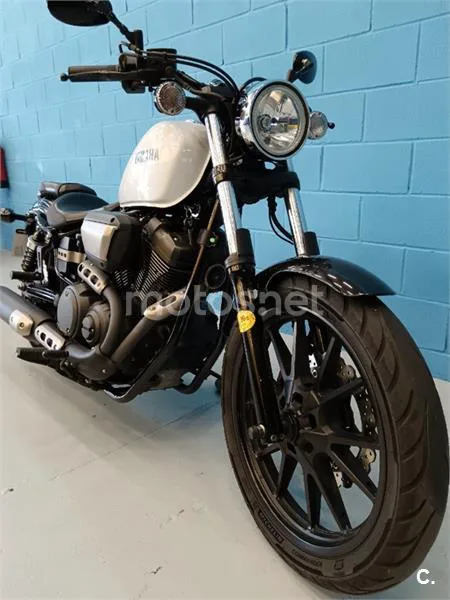 Yamaha XV 950 Racer – Vista 12