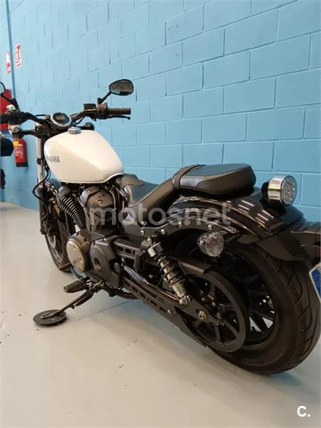 Yamaha XV 950 Racer – Vista 15