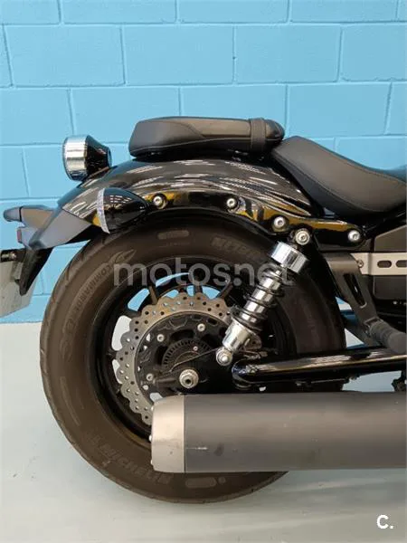 Yamaha XV 950 Racer – Vista 7