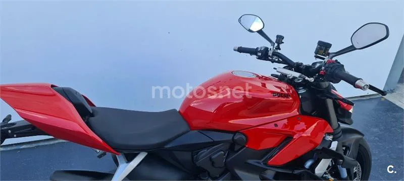 Ducati Streetfighter V2 – Vista 7