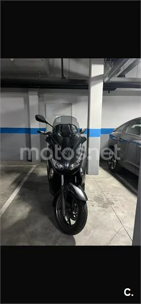 Yamaha XMAX 125 – Vista 7