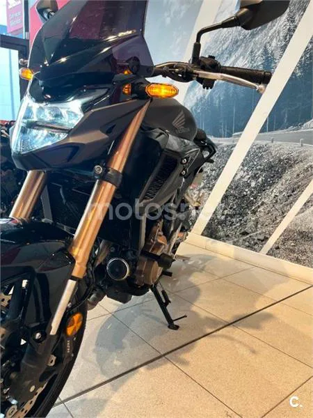 Honda CB 500 F – Vista 8