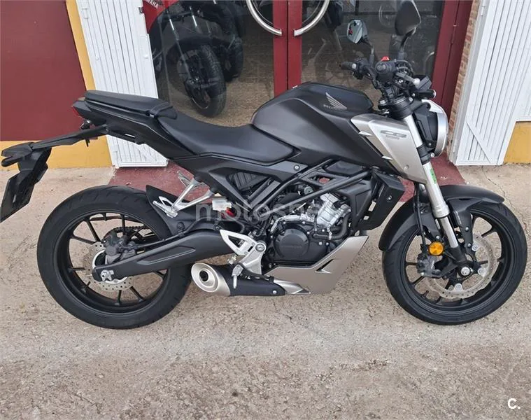 Yamaha MT-125 – Vista 14