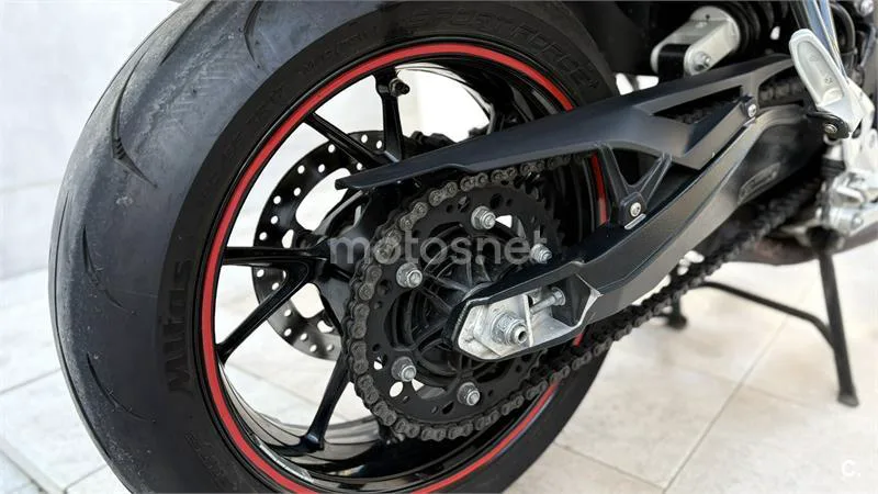 BMW F 800 R – Vista 24