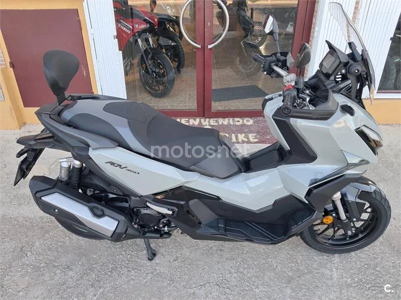 Yamaha XMAX 125 – Vista 16