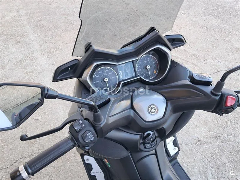 Yamaha XMAX 125 – Vista 5