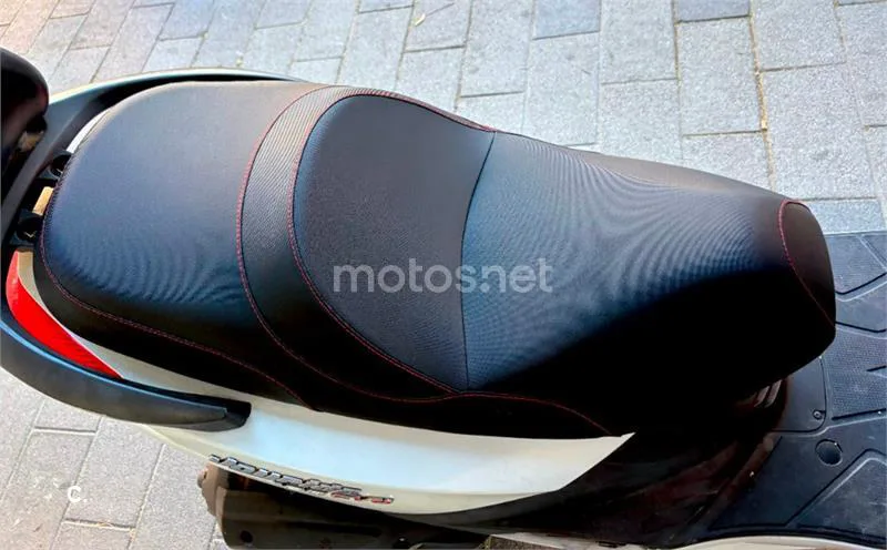 SYM Joyride 200i Evo – Vista 12