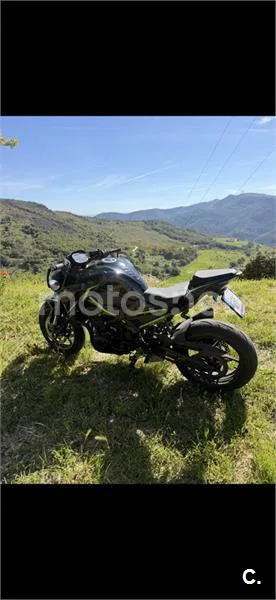 Kawasaki Z900 – Vista 3