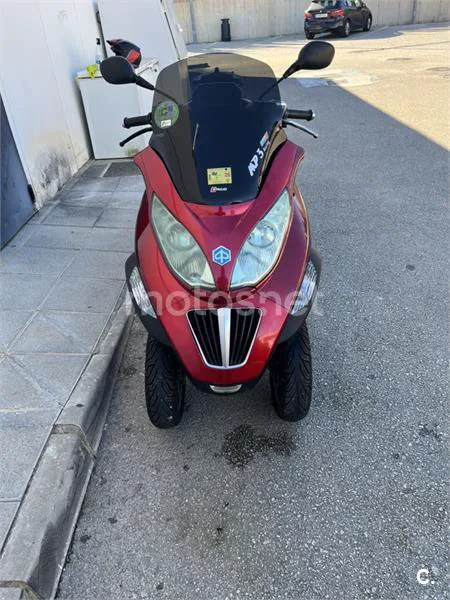 Piaggio MP3 400 LT - Vista 3