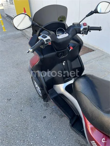 Piaggio MP3 400 LT - Vista 9
