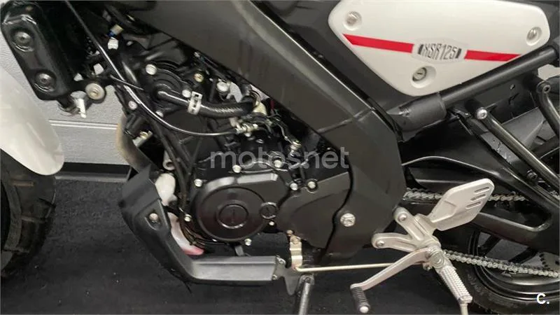 Yamaha XSR 125 – Vista 11