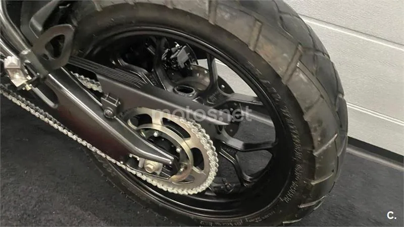 Yamaha XSR 125 – Vista 13