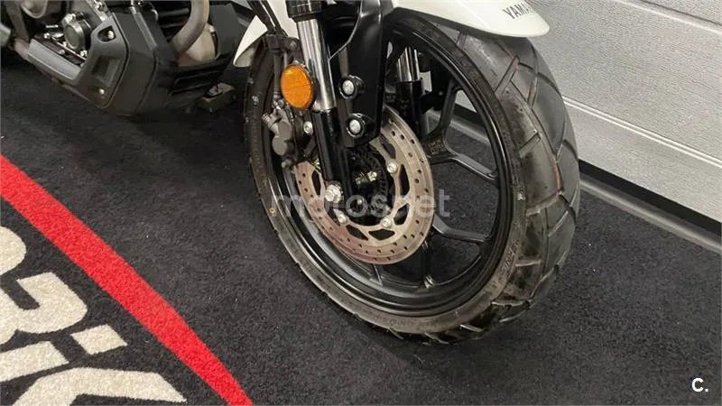 Yamaha XSR 125 – Vista 6