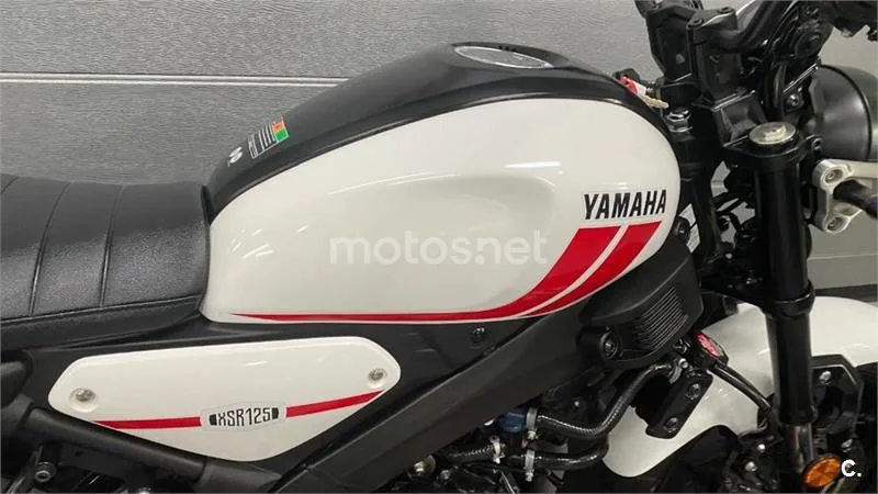 Yamaha XSR 125 – Vista 8