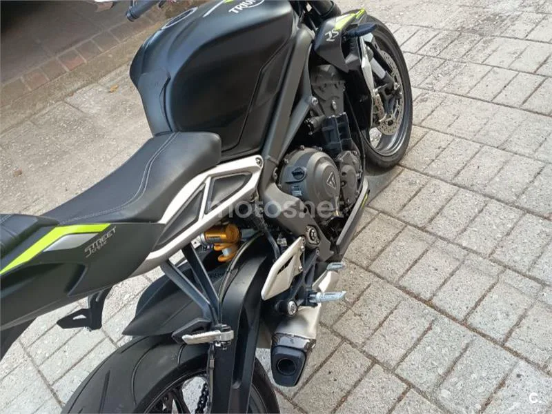 Triumph Street Triple 765 - Vista 5
