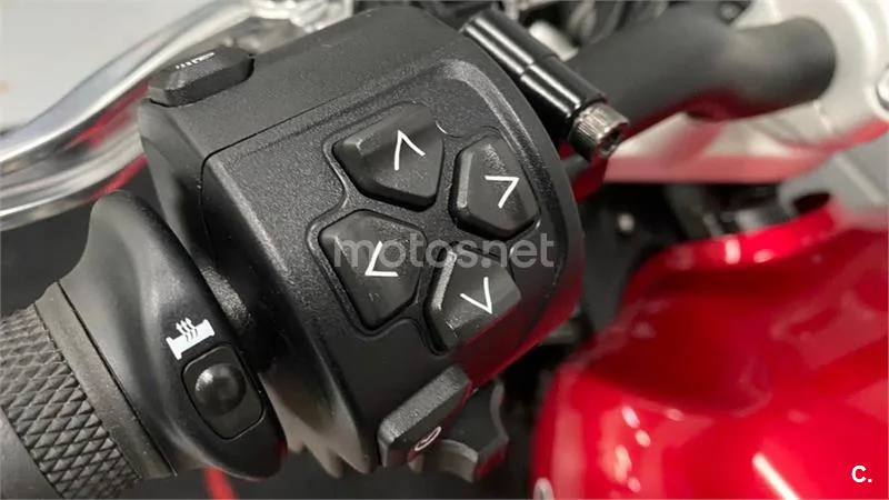 Triumph Speed Twin 1200 – Vista 21