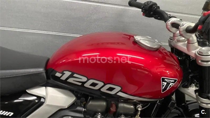 Triumph Speed Twin 1200 – Vista 4