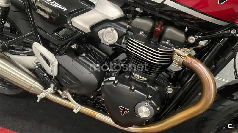 Triumph Speed Twin 1200 – Vista 5