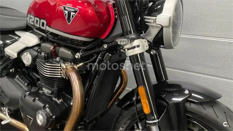 Triumph Speed Twin 1200 – Vista 7