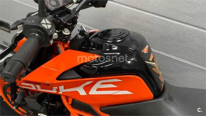 KTM 390 – Vista 13