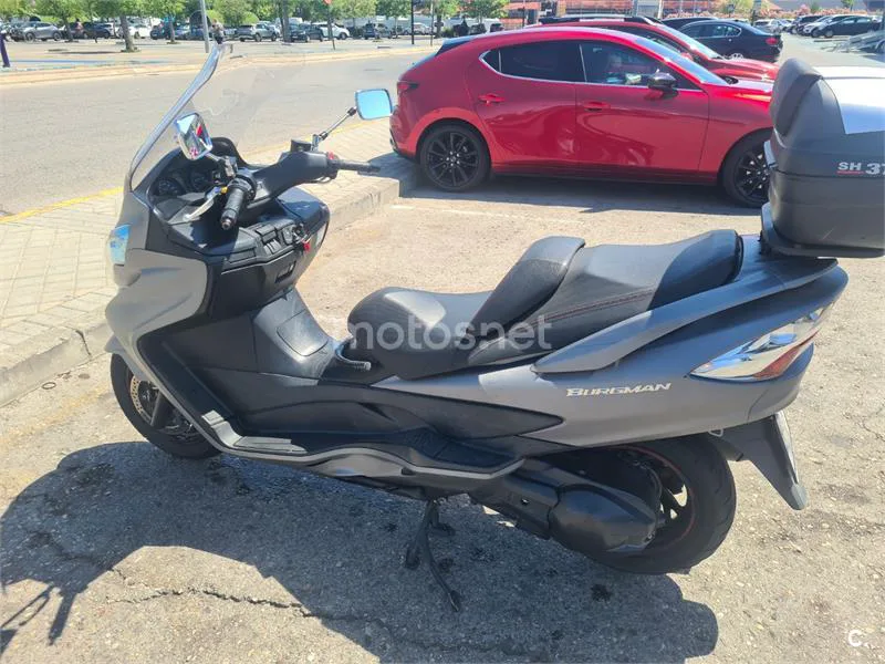 Suzuki Burgman 400 – Vista 6