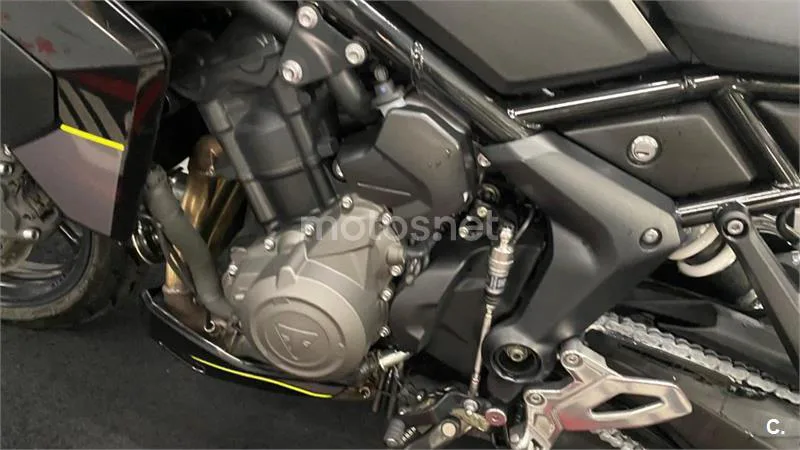 Triumph Tiger Sport 800 – Vista 16