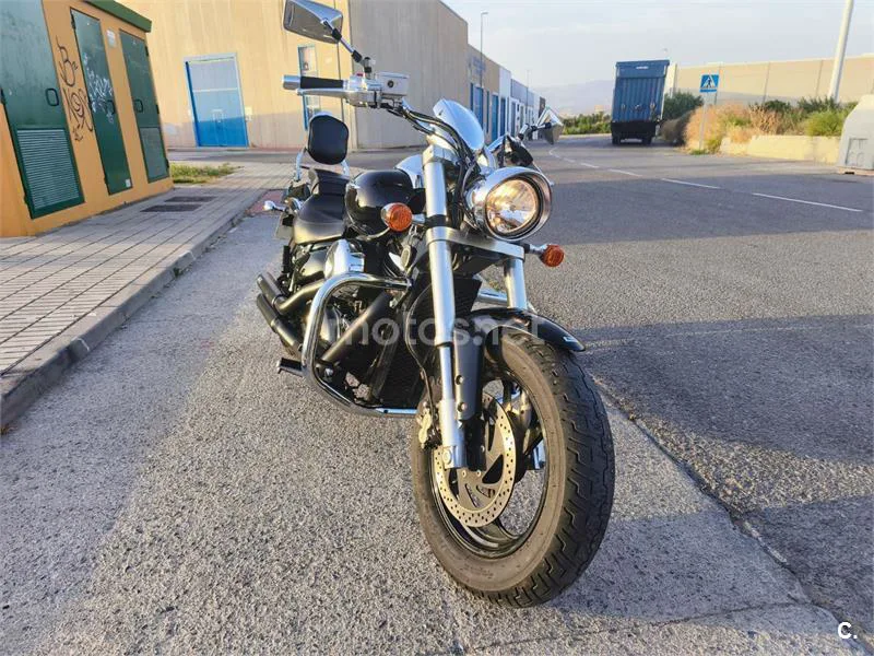 Suzuki Intruder M800 – Vista 13