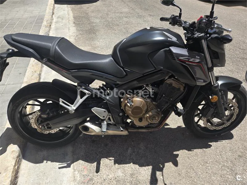 Honda CB650F - Vista 4