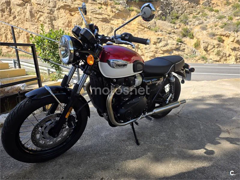 Triumph Bonneville T100 – Vista 3