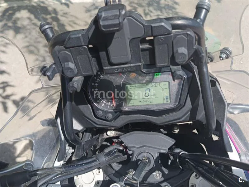 Benelli TRK 502 – Vista 10