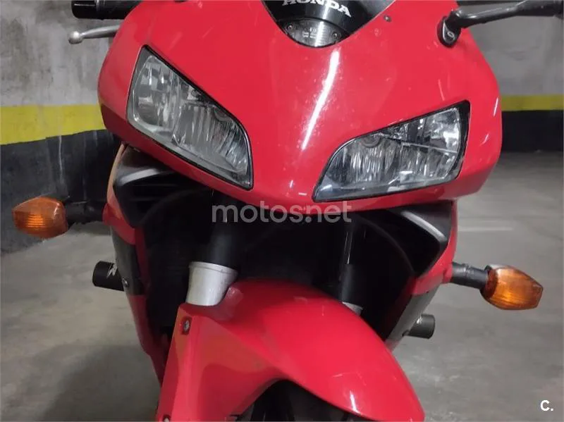 Honda CBR600RR - Vista 6