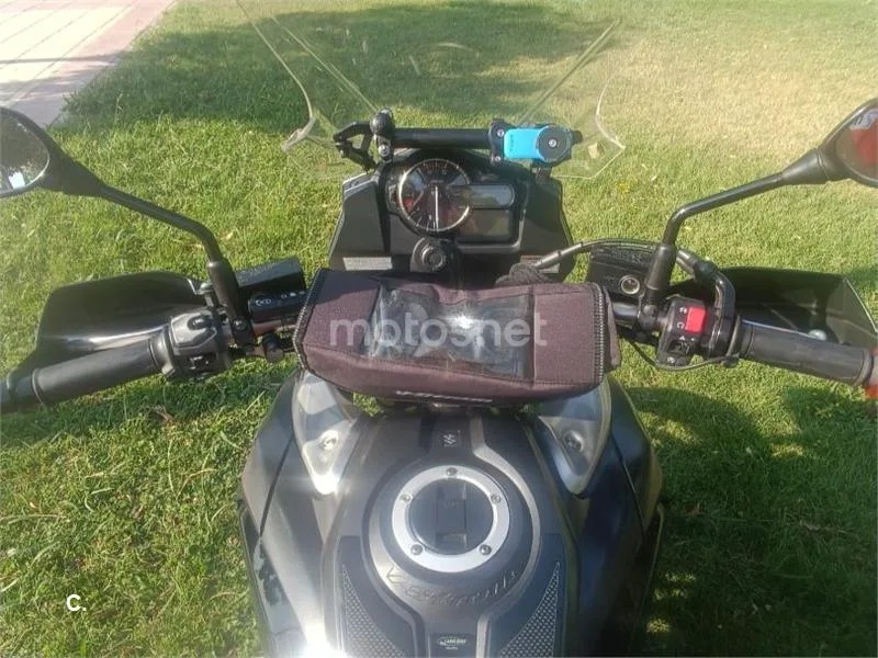 Suzuki V-Strom 1000 – Vista 7
