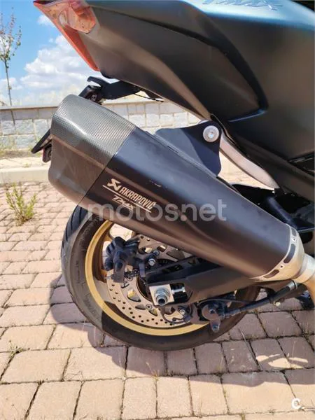 Yamaha TMAX – Vista 4