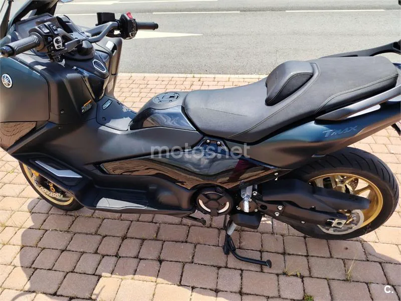 Yamaha TMAX – Vista 10