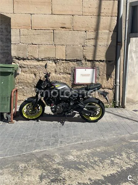 Yamaha MT-07 – Vista 3