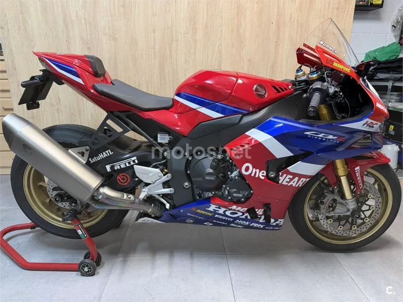 Honda CBR 1000 RR-R Fireblade 26.990 € 2024 Granada - 1