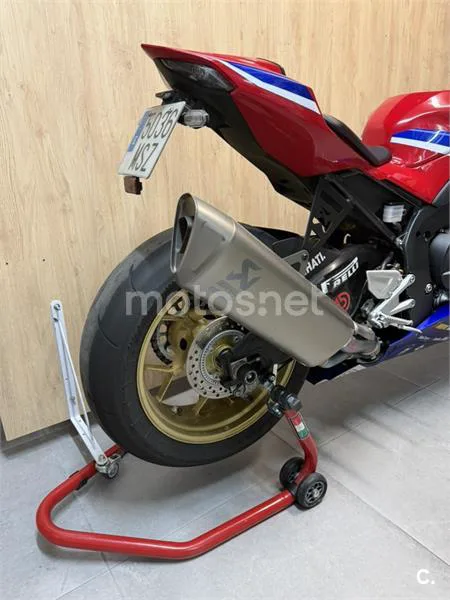 Honda CBR 1000 RR-R Fireblade – Vista 5