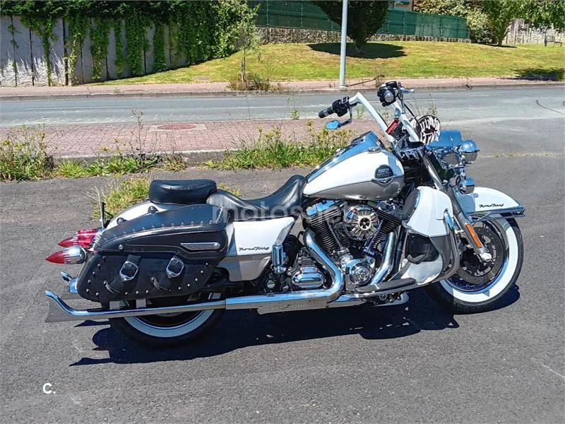 Harley-Davidson Road King - Vista 3