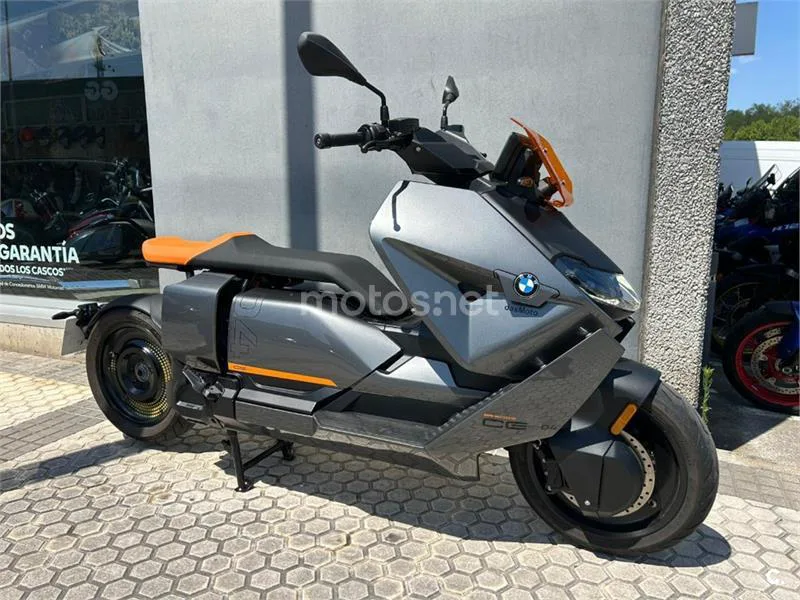 BMW CE 04 – Vista 6