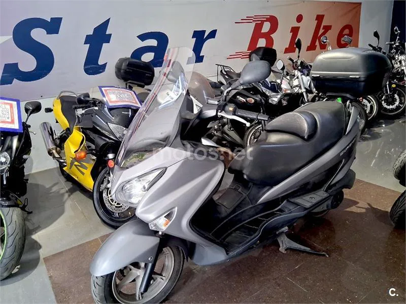 Suzuki Burgman 125 – Vista 4