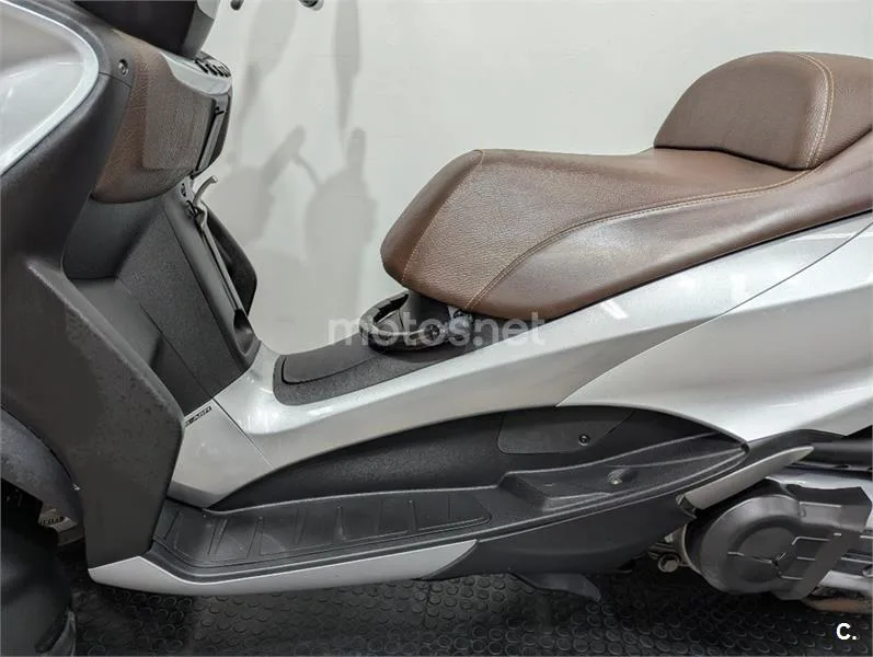 Piaggio MP3 – Vista 3