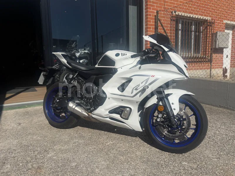 Yamaha YZF-R7 - Vista 3