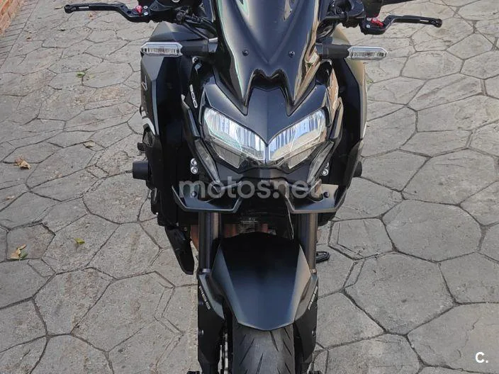 Kawasaki Z900 – Vista 5