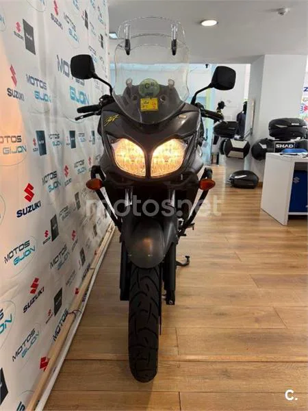 Suzuki V-Strom 650 – Vista 8
