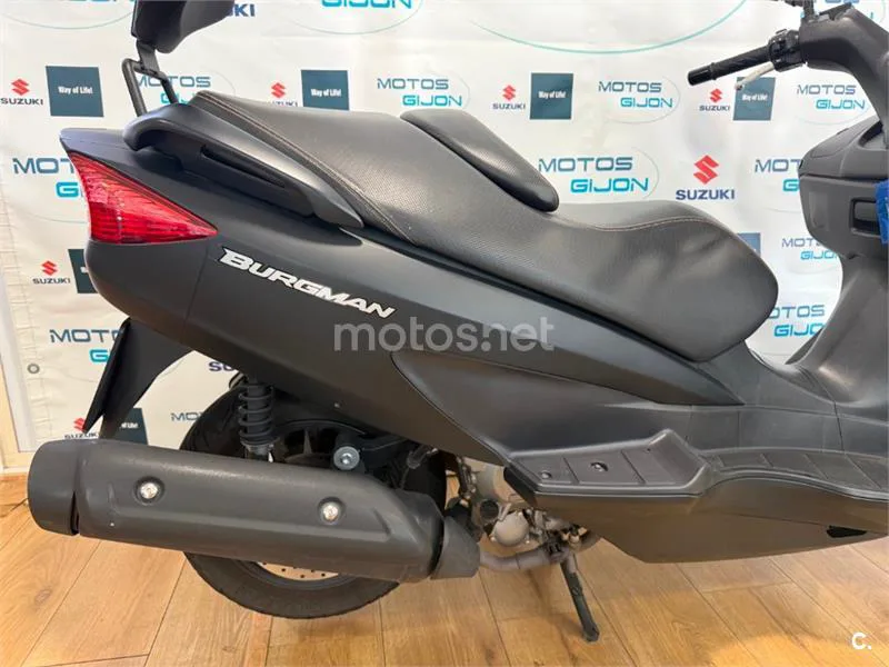 Suzuki Burgman 125 Executive – Vista 3