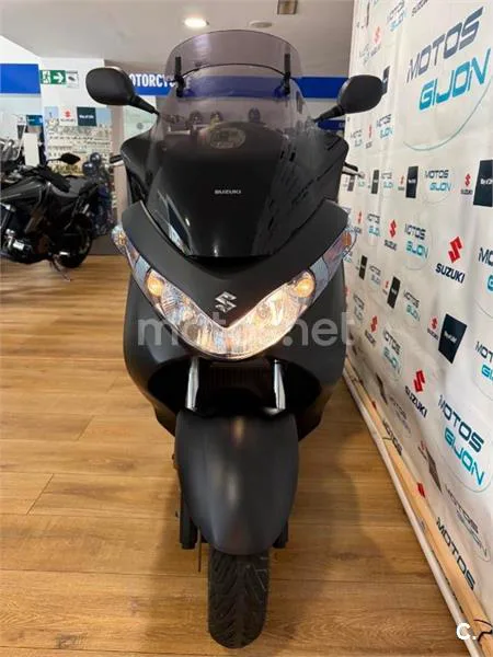 Suzuki Burgman 125 Executive – Vista 5
