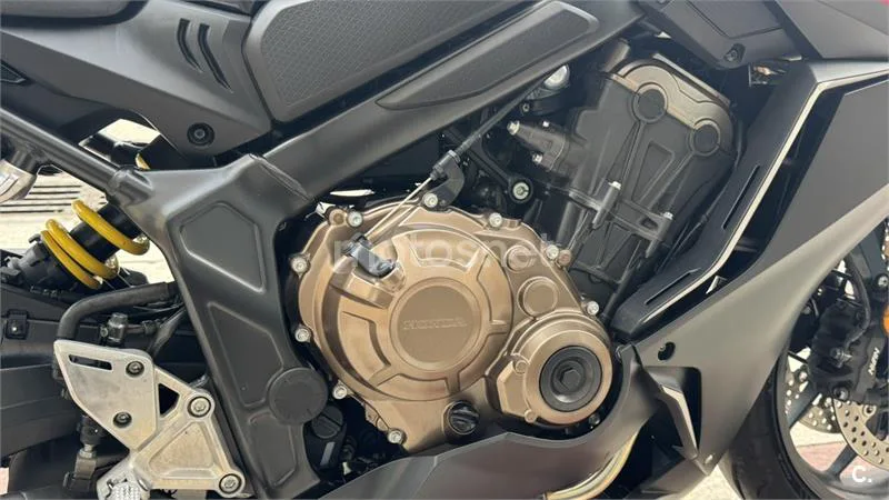 Honda CBR 650 R – Vista 13