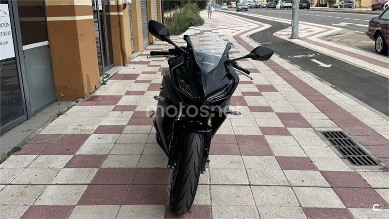 Honda CBR 650 R – Vista 3