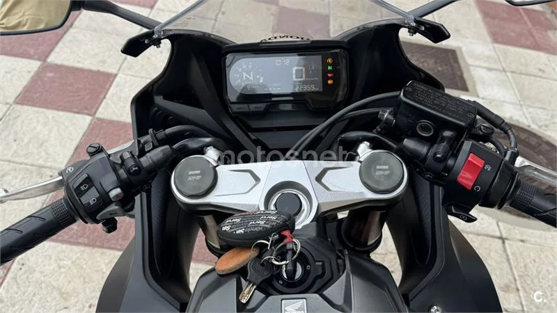 Honda CBR 650 R – Vista 9