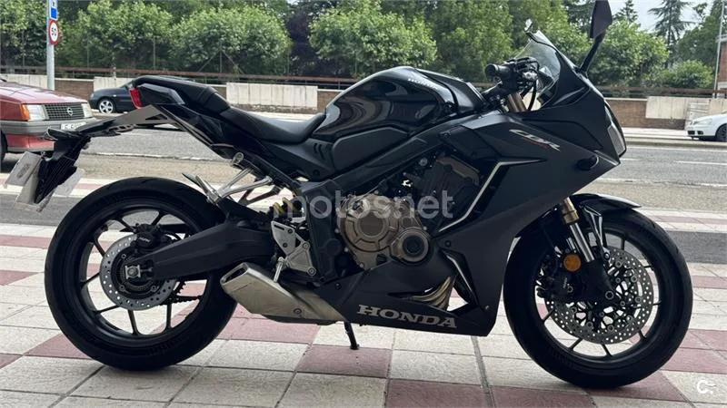 Honda CBR 650 R – Vista 10